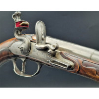 Armes de Poing SOBRE et ELEGANT LONG  PISTOLET A SILEX EN FER SIGNATURE PAUPHILE à LION vers 1700 Louis XIV  -  FRANCE ANCIENNE 