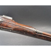 Armes de Poing SOBRE et ELEGANT LONG  PISTOLET A SILEX EN FER SIGNATURE PAUPHILE à LION vers 1700 Louis XIV  -  FRANCE ANCIENNE 