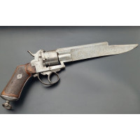 Armes de Poing REVOLVER A SYSTEME DUMONTHIER COMBINE A FORTE LAME FORGEE sur LEFAUCHEUX 1858 Calibre 9mm à Broche 1860 - France 