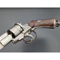 Armes de Poing REVOLVER A SYSTEME DUMONTHIER COMBINE A FORTE LAME FORGEE sur LEFAUCHEUX 1858 Calibre 9mm à Broche 1860 - France 