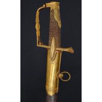 Armes Blanches SABRE DE LUXE D'OFFICIER DE HUSSARD SUR LE MODÈLE DES SABRES DE RÉCOMPENSE DE LA MANUFACTURE DE VERSAILLES - FRAN