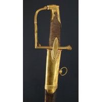 Armes Blanches SABRE DE LUXE D'OFFICIER DE HUSSARD SUR LE MODÈLE DES SABRES DE RÉCOMPENSE DE LA MANUFACTURE DE VERSAILLES - FRAN