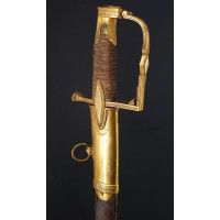 Armes Blanches SABRE DE LUXE D'OFFICIER DE HUSSARD SUR LE MODÈLE DES SABRES DE RÉCOMPENSE DE LA MANUFACTURE DE VERSAILLES - FRAN