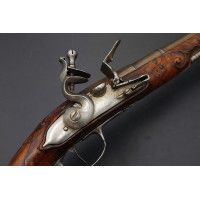 Armes de Poing LONG PISTOLET A SILEX EN FRUITIER VERS 1730 / 1740 - FRANCE ANCIENNE MONARCHIE {PRODUCT_REFERENCE} - 1