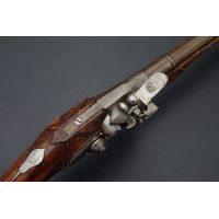 Armes de Poing LONG PISTOLET A SILEX EN FRUITIER VERS 1730 / 1740 - FRANCE ANCIENNE MONARCHIE {PRODUCT_REFERENCE} - 3