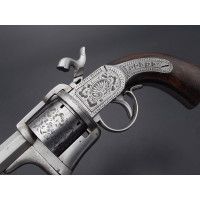 Armes de Poing REVOLVER A SYSTEME EYRAUD BREVET 1858 Saint Etienne Calibre 12mm à Broche - France Second Empire {PRODUCT_REFEREN