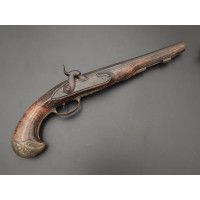 Armes de Poing PISTOLET D'OFFICIER A SILEX TRANSFORME A PERCUSSION SIGNE LABORDE A PARIS 1745-1760 - FRANCE ANCIENNE MONARCHIE {