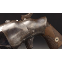 Armes de Poing PISTOLET HAMMOND DERINGER 1866 - 1880 CONNECTICUTS ARMS NAUBUC CALIBRE 44 RF HENRY  8000ex  -  USA XIXè {PRODUCT_