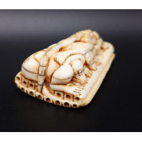 Art du Japon NETSUKE 18è FAMILLE DE SINGE SUR UN RADEAU DE BAMBOUS JAPON PERIODE EDO {PRODUCT_REFERENCE} - 2