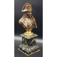 ANTIQUITES BRONZE A L'EFFIGIE DE L'EMPEREUR NAPOLEON SUR SOCLE MARBRE VERT FONDEUR JULLIEN PARIS - FRANCE XIXè {PRODUCT_REFERENC