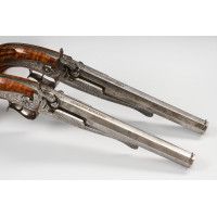 Armes de Poing EXTRAORDINAIRE COFFRET DE PISTOLETS A SYSTEME DE CHARGEMENT PAR LEFAUCHEUX INVENTEUR A PARIS VERS 1845 - FRANCE L