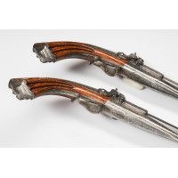 Armes de Poing EXTRAORDINAIRE COFFRET DE PISTOLETS A SYSTEME DE CHARGEMENT PAR LEFAUCHEUX INVENTEUR A PARIS VERS 1845 - FRANCE L