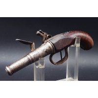 Armes de Poing PETIT PISTOLET SILEX A BALLE FORCEE DE VOYAGE OU DE GOUSSET  PAR PUIFORCAT A PARIS 1756-1775 - FRANCE XVIIIè {PRO