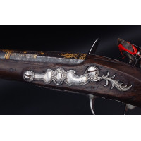 Armes de Poing PISTOLET A SILEX OFFICIER EPOQUE LOUIS XV  PAR PUIFORCAT A PARIS 1756-1775 - FRANCE XVIIIè {PRODUCT_REFERENCE} - 