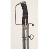 Armes Blanches SABRE D'OFFICIER DE CAVALERIE LEGERE EN FER  HUSSARD CHARGEANT - FRANCE DIRECTOIRE CONSULAT {PRODUCT_REFERENCE} -