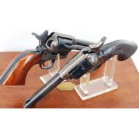 Armes de Poing COFFRET REVOLVERS COLT SINGLE ACTION ARMY MODELE 1873 FRONTIER SIX SHOOTER 44/40 et 45LC - USA XIXè {PRODUCT_REFE