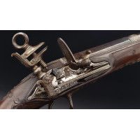 Armes de Poing PISTOLET A SILEX PAR ANTONIO DOIZTUA 1780 - 1810 OVIEDO PLATINE A LA MIQUELET - ESPAGNE  XVIIIè {PRODUCT_REFERENC