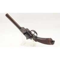 Armes de Poing REVOLVER A SYSTEME DE BRISURE WEBLEY / PRYSE   CALIBRE 38 - 380  VENDU PAR   I. HOLLYS & SONS LONDON - GB XIXè {P