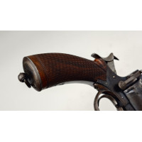 Armes de Poing REVOLVER A SYSTEME DE BRISURE WEBLEY / PRYSE   CALIBRE 38 - 380  VENDU PAR   I. HOLLYS & SONS LONDON - GB XIXè {P