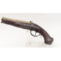 Armes de Poing PISTOLET A SILEX D'OFFICIER DE MARINE EPOQUE LOUIS XV PAR CRAMON A ST ANDRE DE CUBZAC (BORDEAUX) 1770 - FRANCE XV