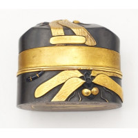 Art du Japon FUCHI KASHIRA LIBELLULE JAPON EPOQUE EDO XIXè TRANSFORMATION EN BOITE EPOQUE MEIJI (1868-1912) {PRODUCT_REFERENCE} 