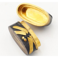 Art du Japon FUCHI KASHIRA LIBELLULE JAPON EPOQUE EDO XIXè TRANSFORMATION EN BOITE EPOQUE MEIJI (1868-1912) {PRODUCT_REFERENCE} 