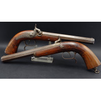 Armes de Poing PAIRE DE PISTOLETS  D'OFFICIER  MODELE 1833 CHEVALIER MANUFACTURE MUTZIG  - FRANCE SECOND EMPIRE {PRODUCT_REFEREN