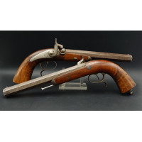 Armes de Poing PAIRE DE PISTOLETS  D'OFFICIER  MODELE 1833 CHEVALIER MANUFACTURE MUTZIG  - FRANCE SECOND EMPIRE {PRODUCT_REFEREN