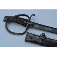 Armes Blanches SABRE DES OFFICIERS DE CHASSEURS A CHEVAL OU LANCIERS EN FER MODÈLE DE L'AN XI  - FRANCE CONSULAT / PREMIER EMPIR