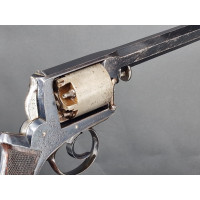 Armes de Poing COFFRET DE REVOLVER DEANE ADAMS  MODELE 1851 ARMOIRIES DE MARQUIS CALIBRE 50 DRAGOON PAR PIRLOT FRERES A LIEGE - 