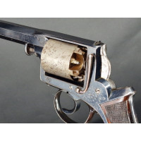 Armes de Poing COFFRET DE REVOLVER DEANE ADAMS  MODELE 1851 ARMOIRIES DE MARQUIS CALIBRE 50 DRAGOON PAR PIRLOT FRERES A LIEGE - 