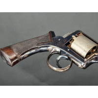 Armes de Poing COFFRET REVOLVER DE MARQUIS  MODELE 1851 DEANE ADAMS CALIBRE 50 DRAGOON PAR PIRLOT FRERES A LIEGE - Belgique XIXè